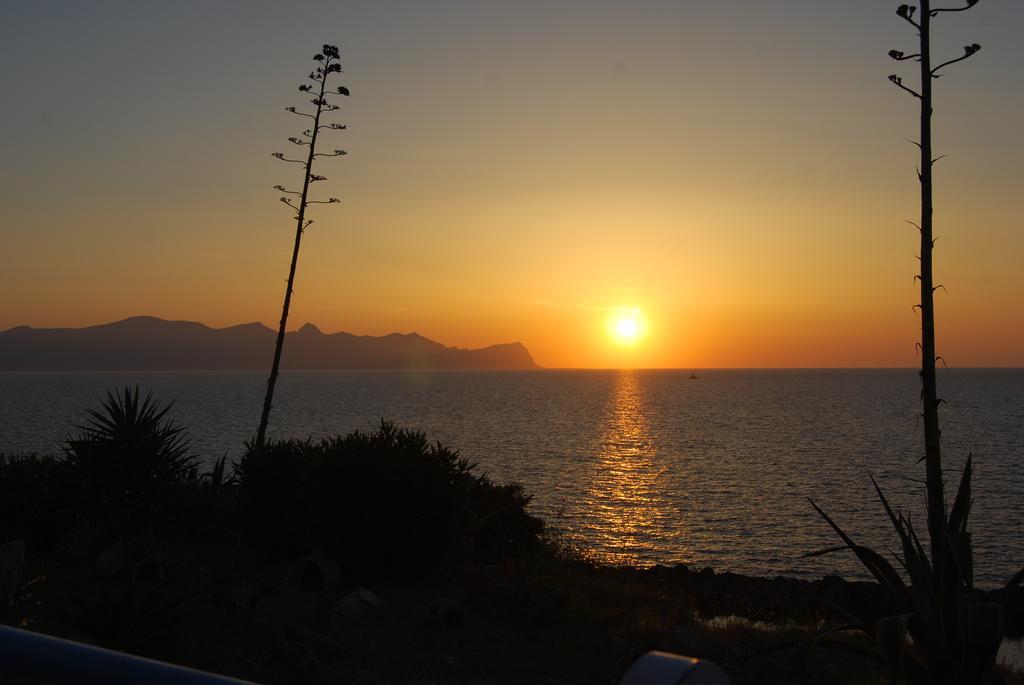 Appartamento Al Mare Cusumano Trappeto  Rum bild