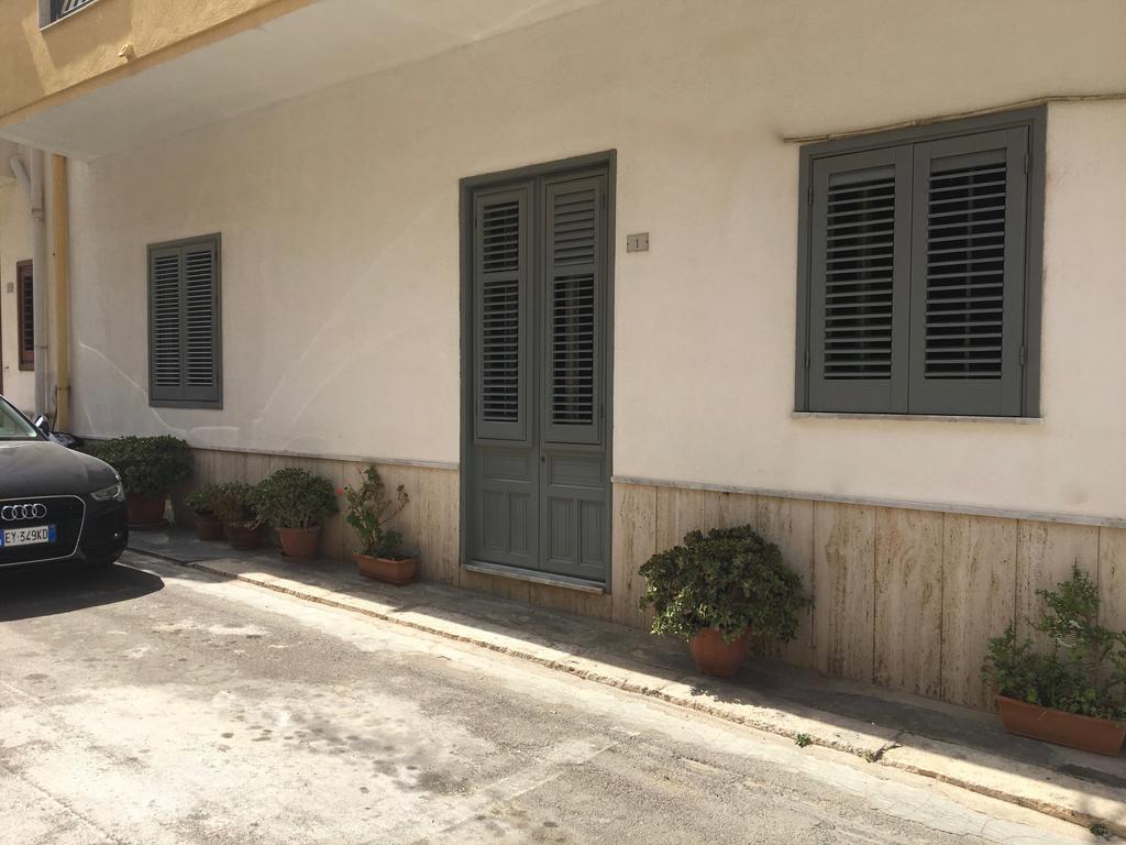 Appartamento Al Mare Cusumano Trappeto  Exteriör bild